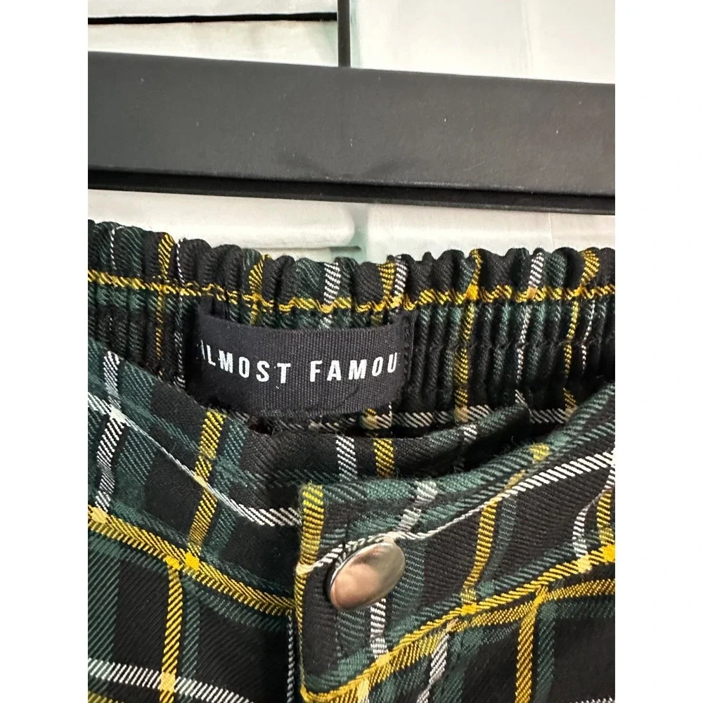 NWT Hot Topic Almost Famous Size XXL Green Plaid Joggers Pants Elastic Waist